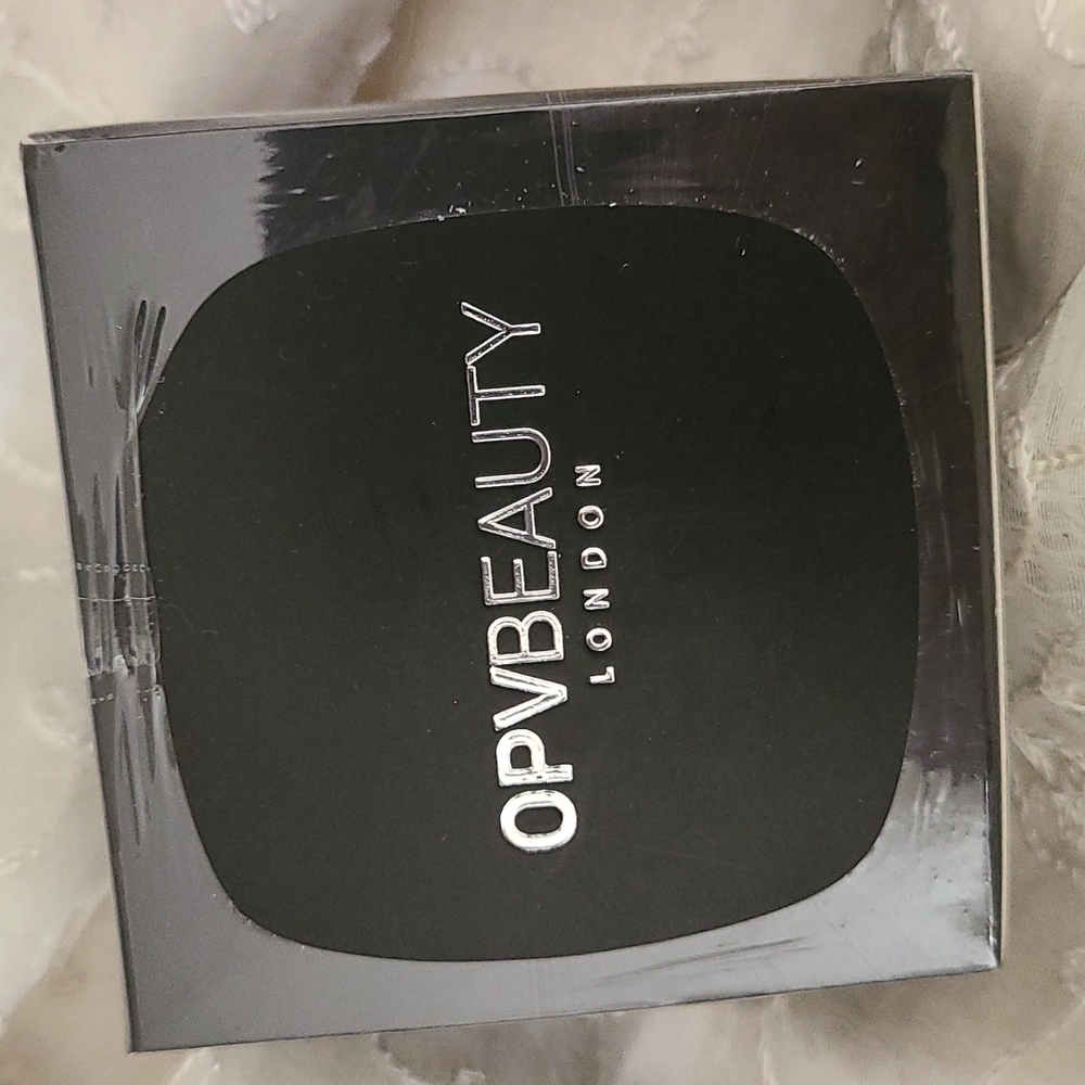OPV Beauty Translucent Powder - Picture 3 of 4